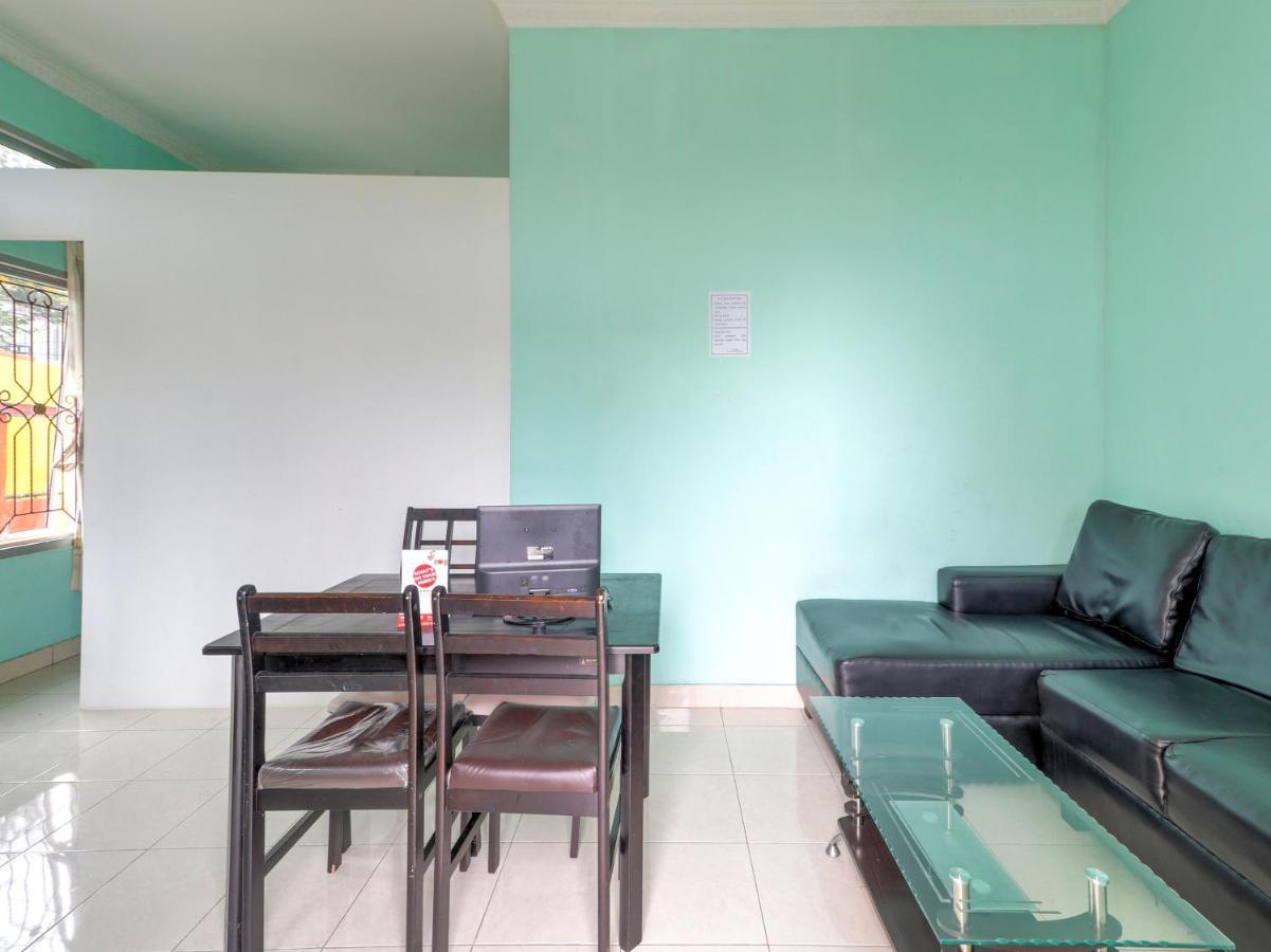 Oyo 2997 Grand Suites Palace 2 Sindanglaya Экстерьер фото