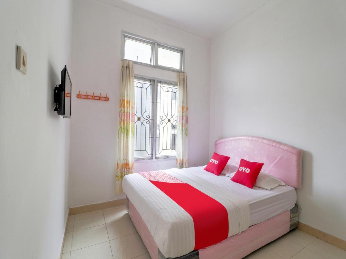 Oyo 2997 Grand Suites Palace 2 Sindanglaya Экстерьер фото